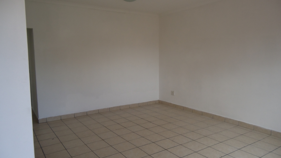 2 Bedroom Property for Sale in Admirals Park Western Cape